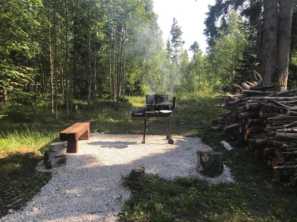 Tahkuna Forest House Korgessaare Exterior photo