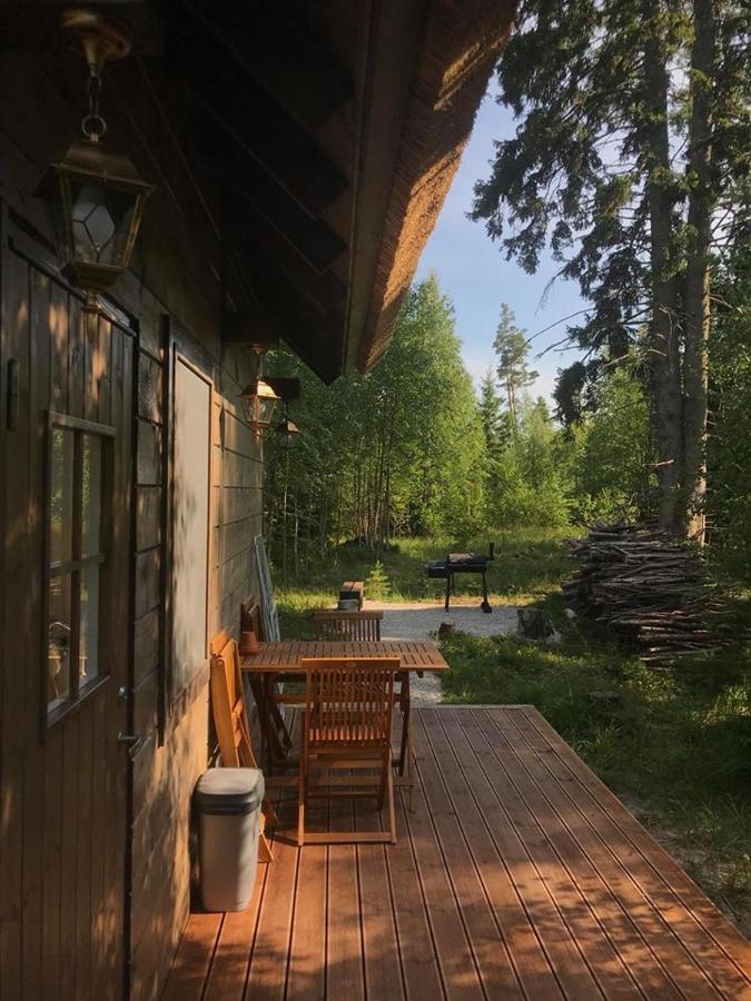 Tahkuna Forest House Korgessaare Exterior photo